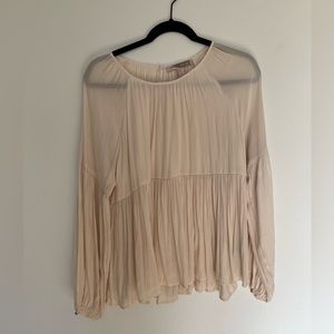 Women’s Long Sleeved Flowy Blouse